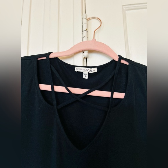 EXPRESS One Eleven - Picture 8 of 11